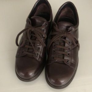 Giorgio Armani’s walking shoes